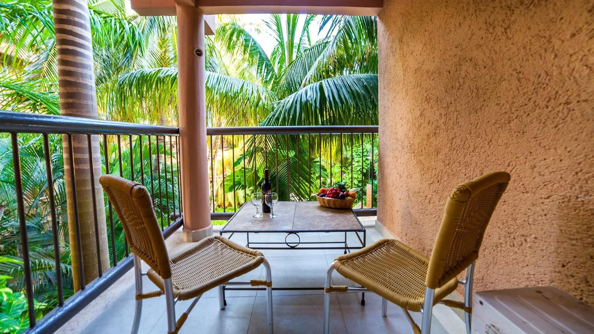 Tukan Hotel Playa Del Carmen