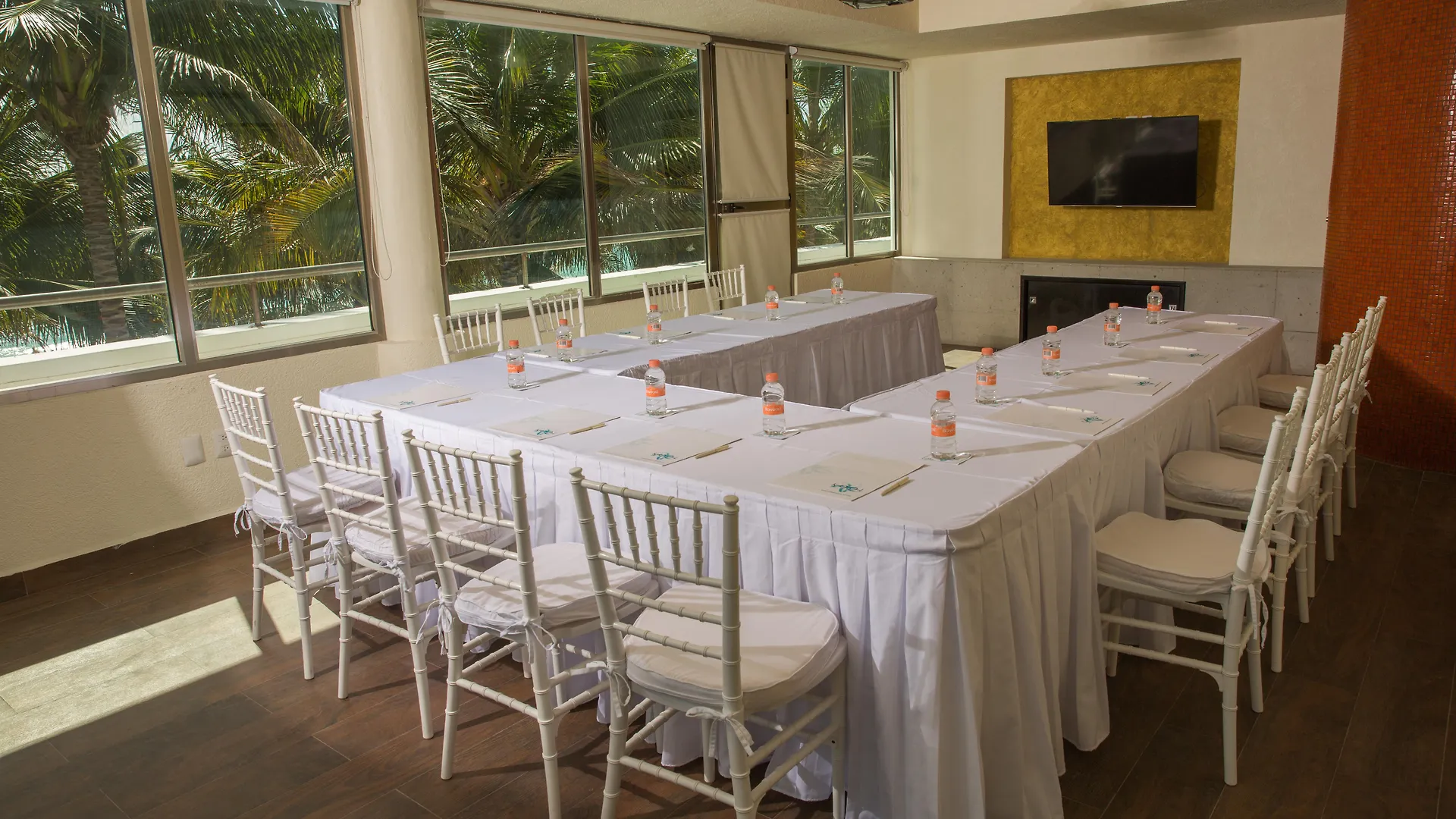 Tukan Hotel Playa Del Carmen